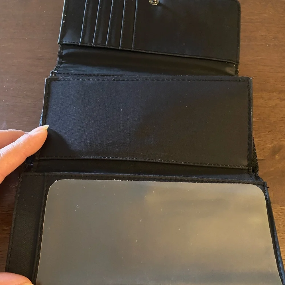 Wallet - Picture 6 of 7